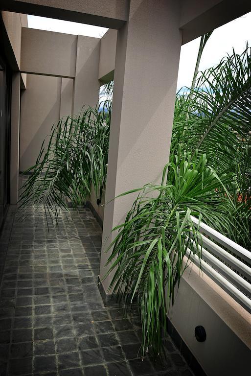 Tramas Andinas Aparthotel Salta Exteriör bild